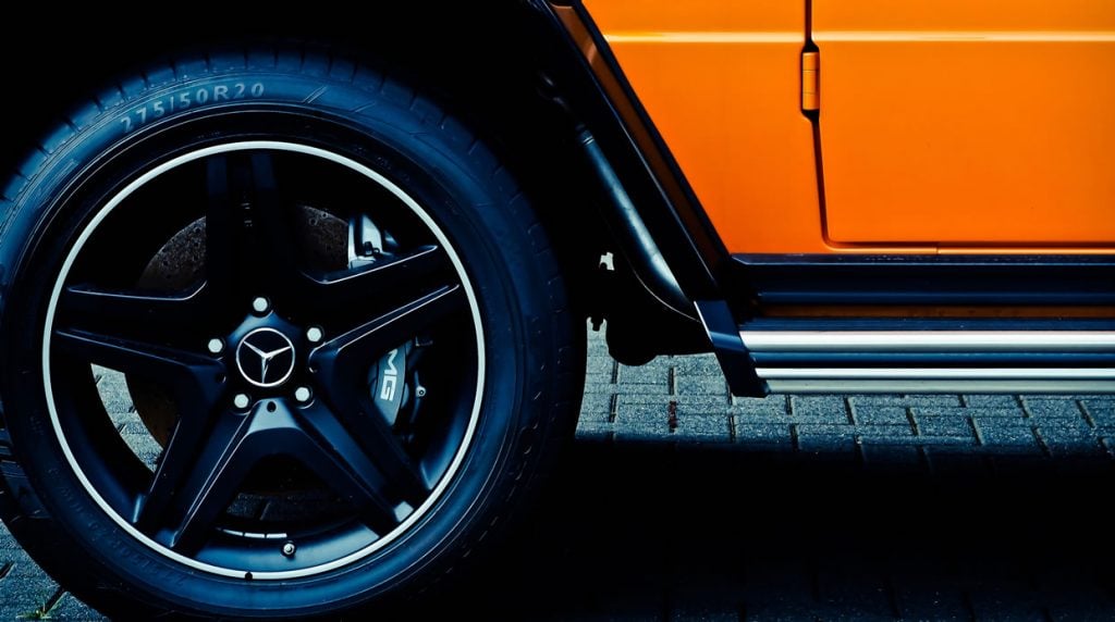 how to check tyre pressure