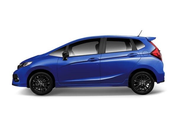 Side view of the Honda Jazz which is available for bad credit car lease
