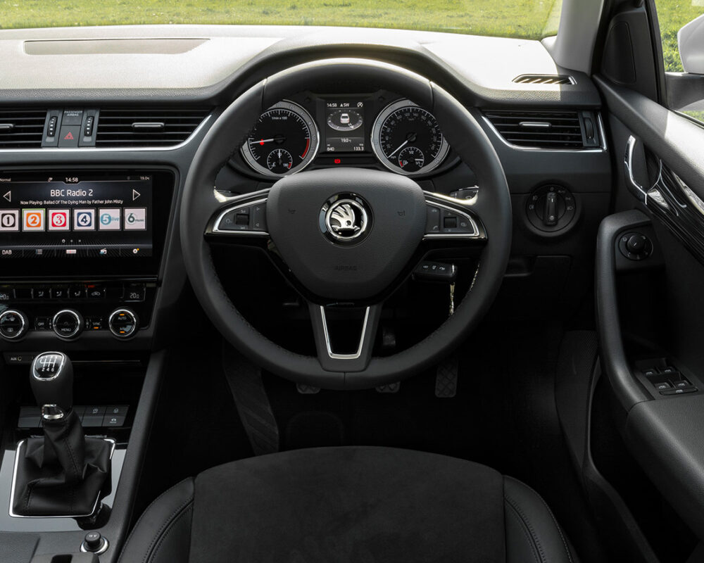 Interior view of the Skoda Octavia which is available for bad credit car lease